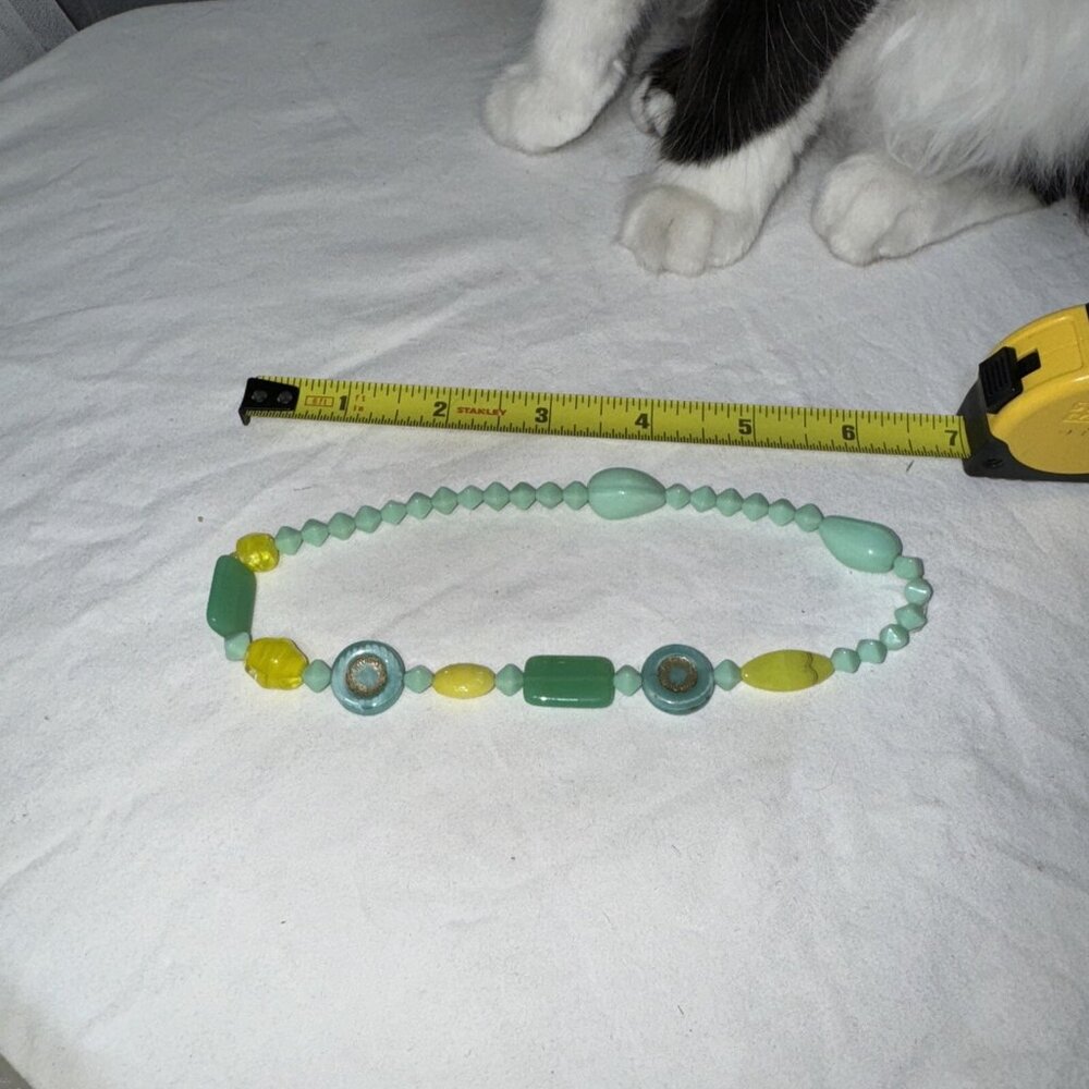 Uranium Glass Jadeite Necklace Vintage Cat Approved - Picture 7 of 14